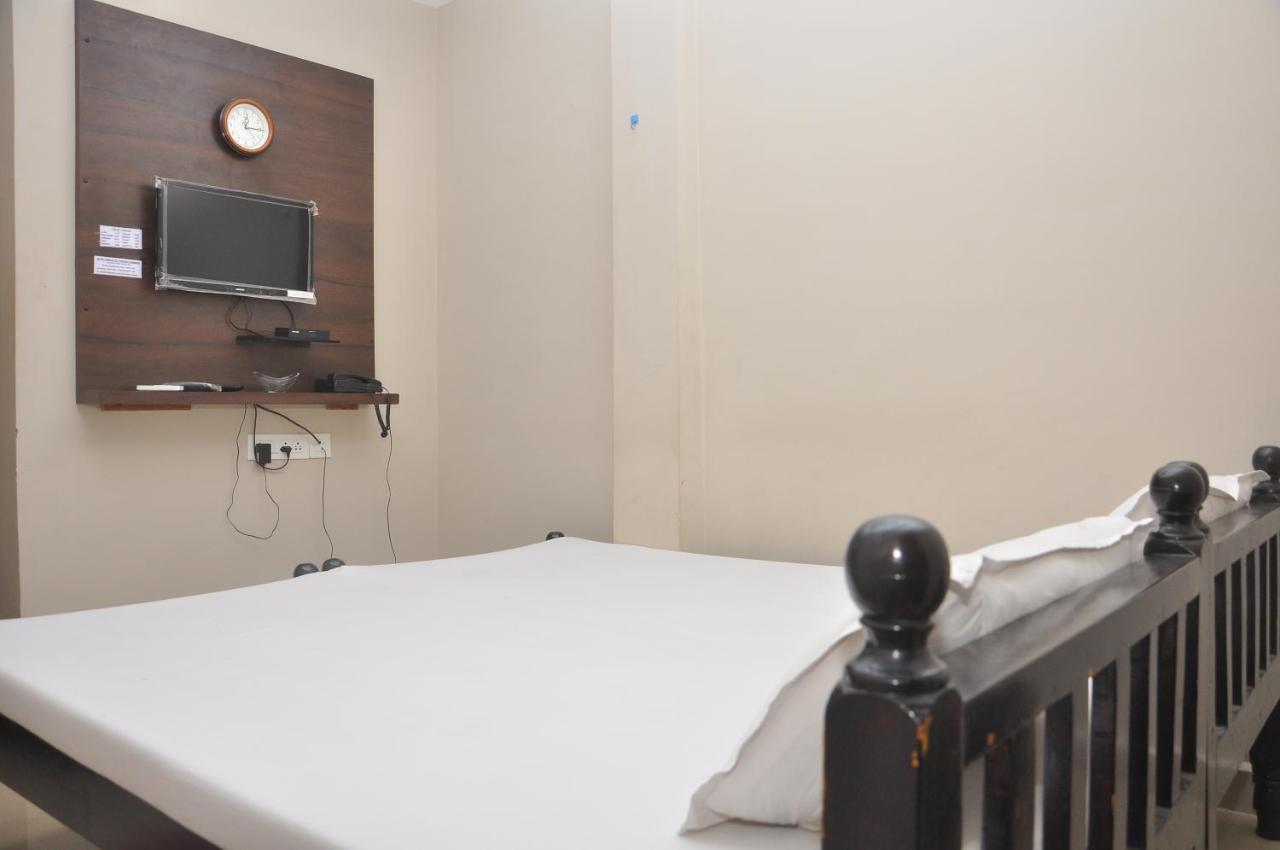 Hotel Temple City Papanasam 외부 사진