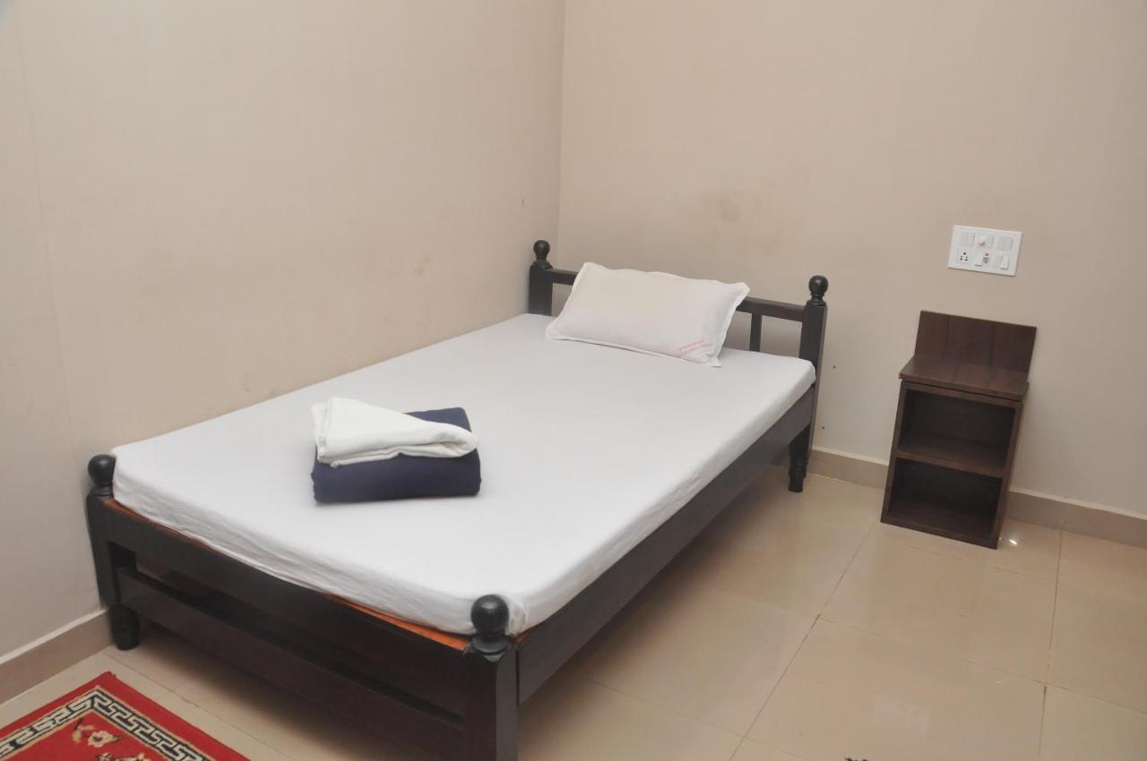 Hotel Temple City Papanasam 외부 사진