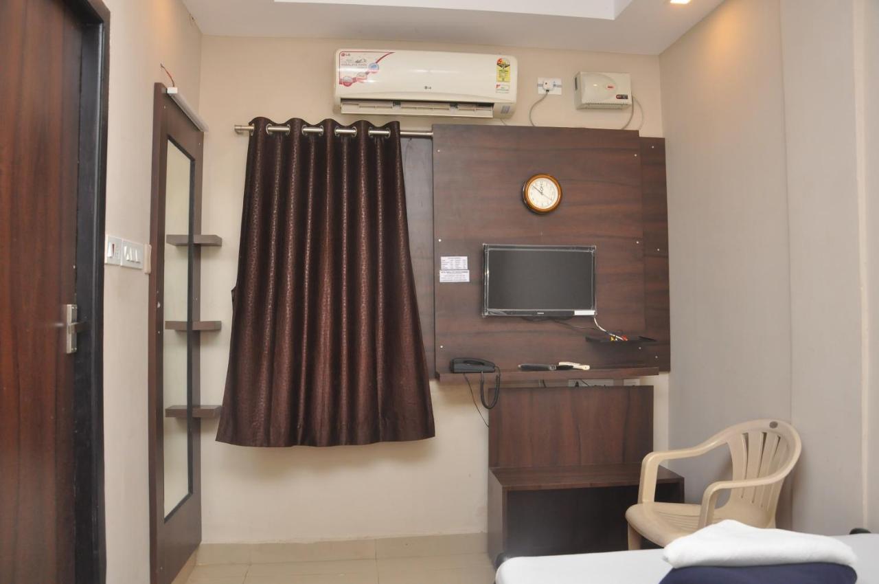 Hotel Temple City Papanasam 외부 사진