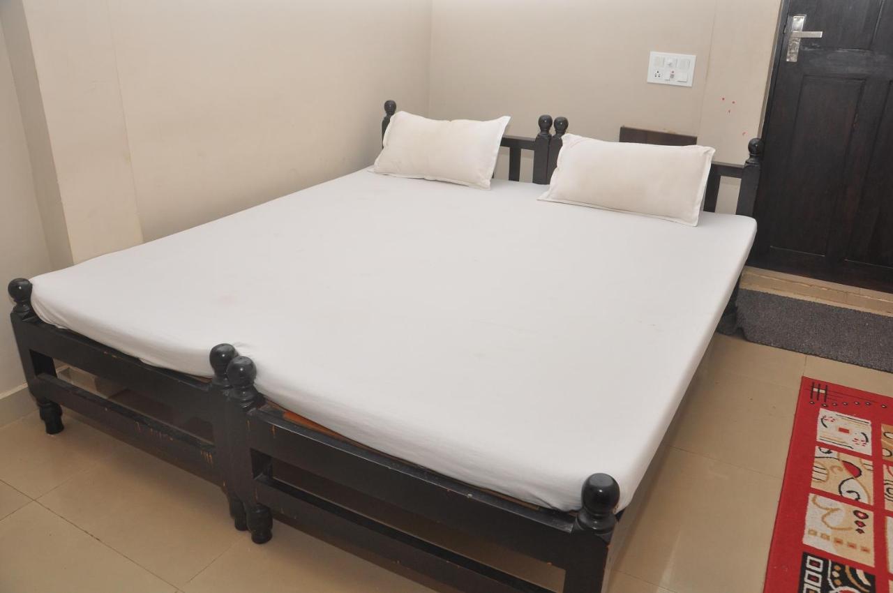 Hotel Temple City Papanasam 외부 사진
