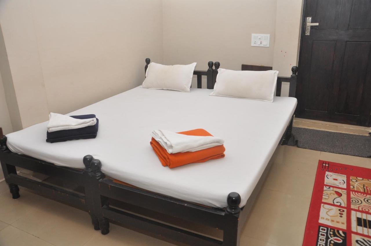 Hotel Temple City Papanasam 외부 사진