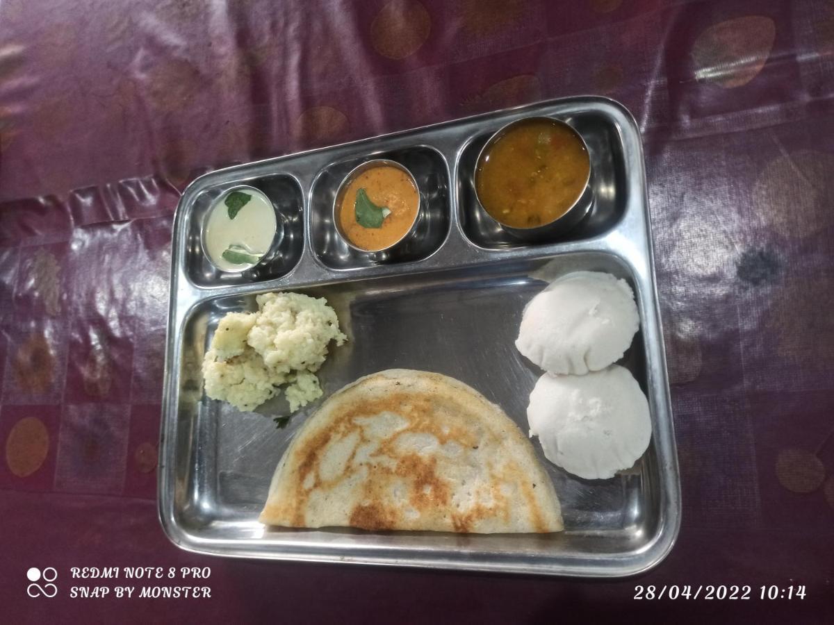 Hotel Temple City Papanasam 외부 사진